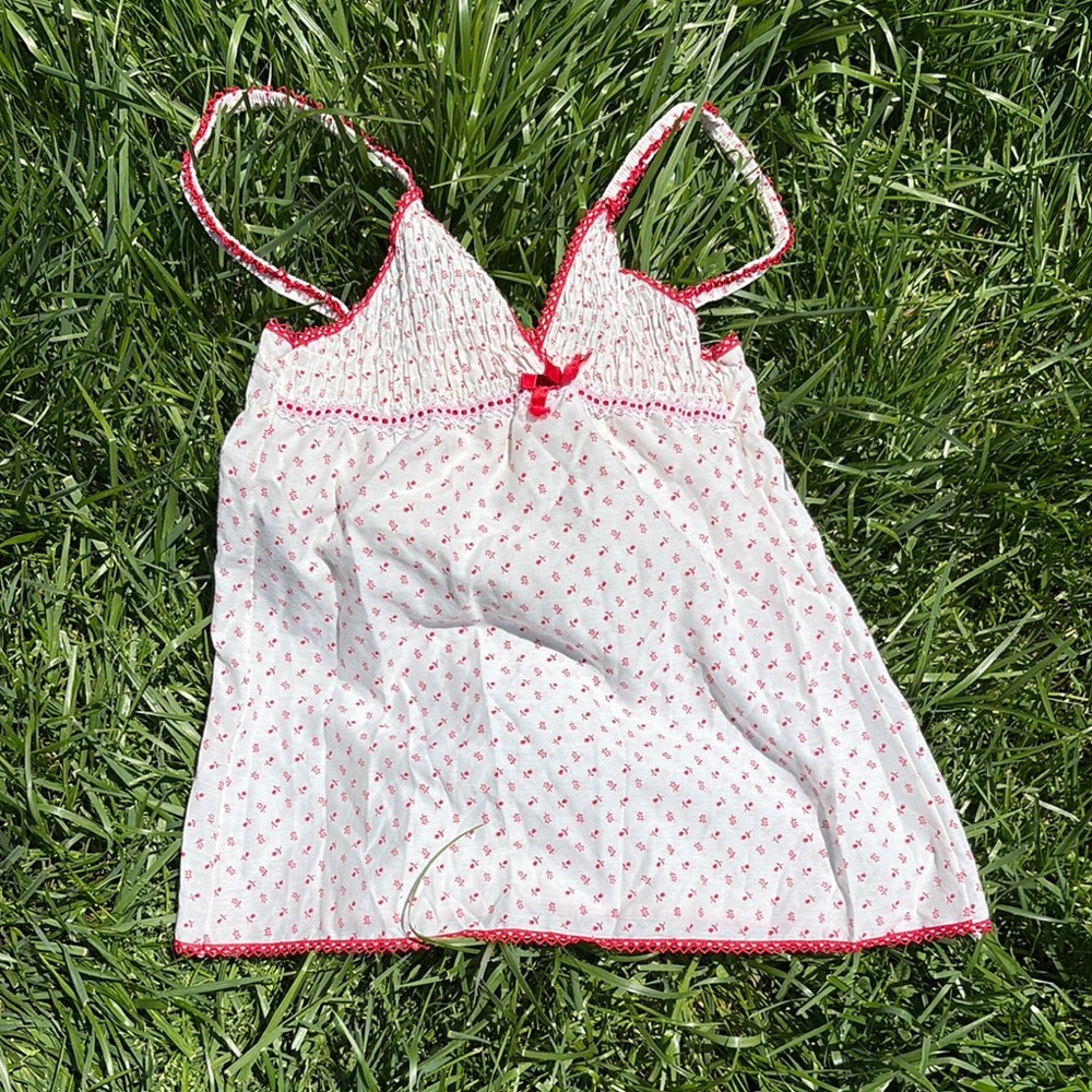 White and Red Sleeveless Top 70’s Era Tank Babydoll Top